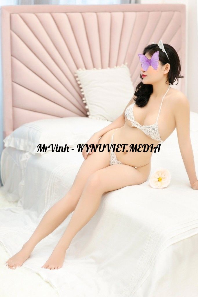 B612_20220811_151842_902 (1)_copy_683x1024.jpg