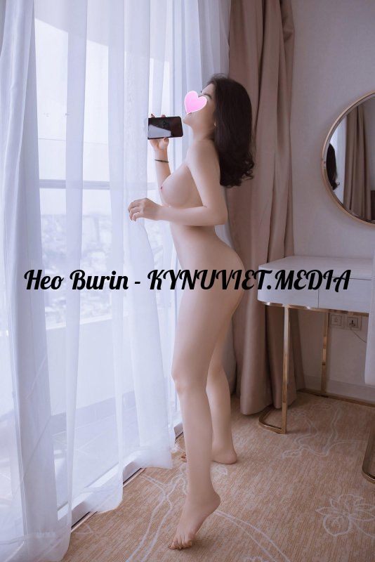 re-up-mysan-hot-girl-98-dam-nu-trang-xinh-vu-mong-cang-det-1737022-original.jpg